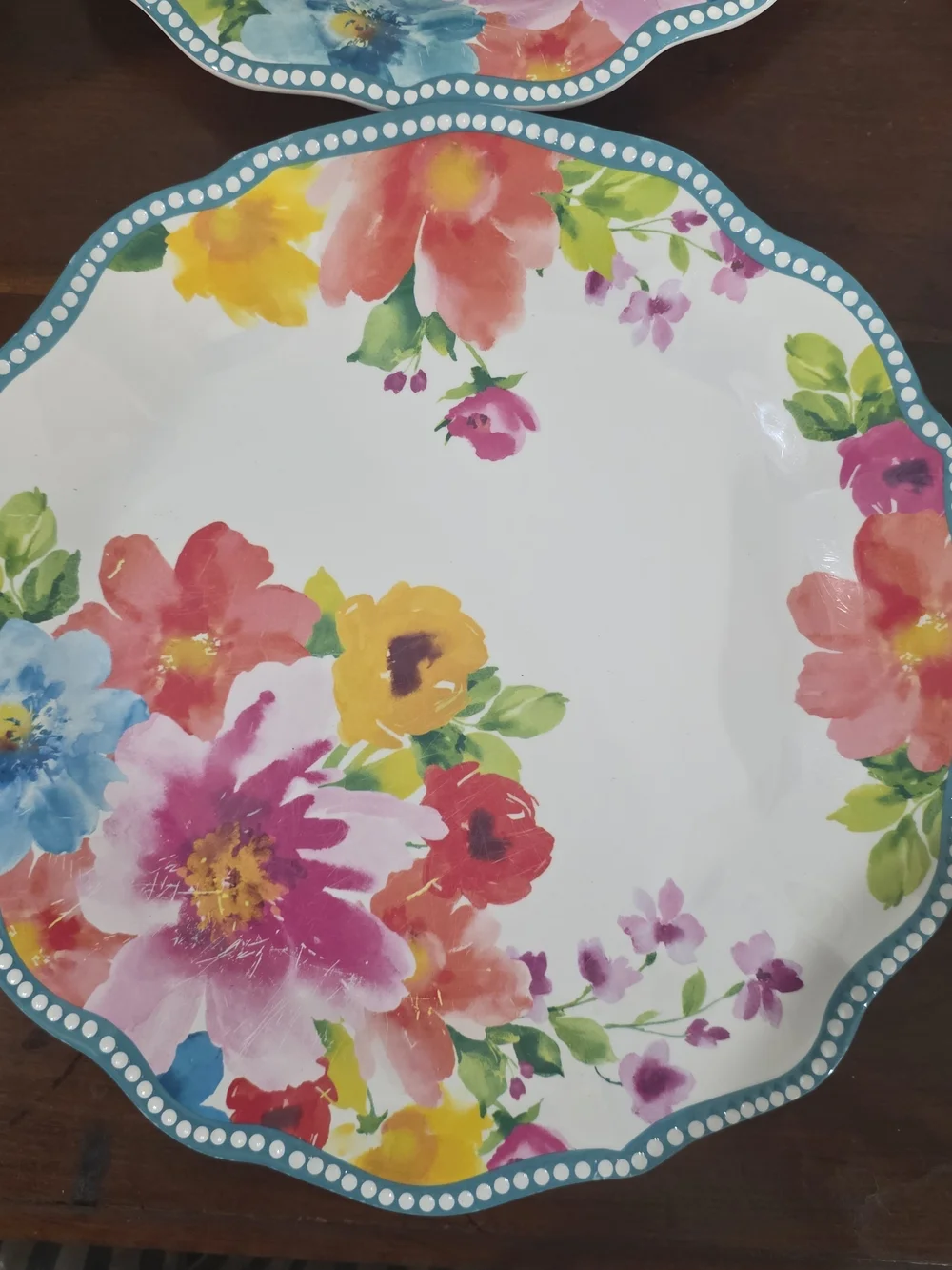 The Pioneer Woman set scalloped
